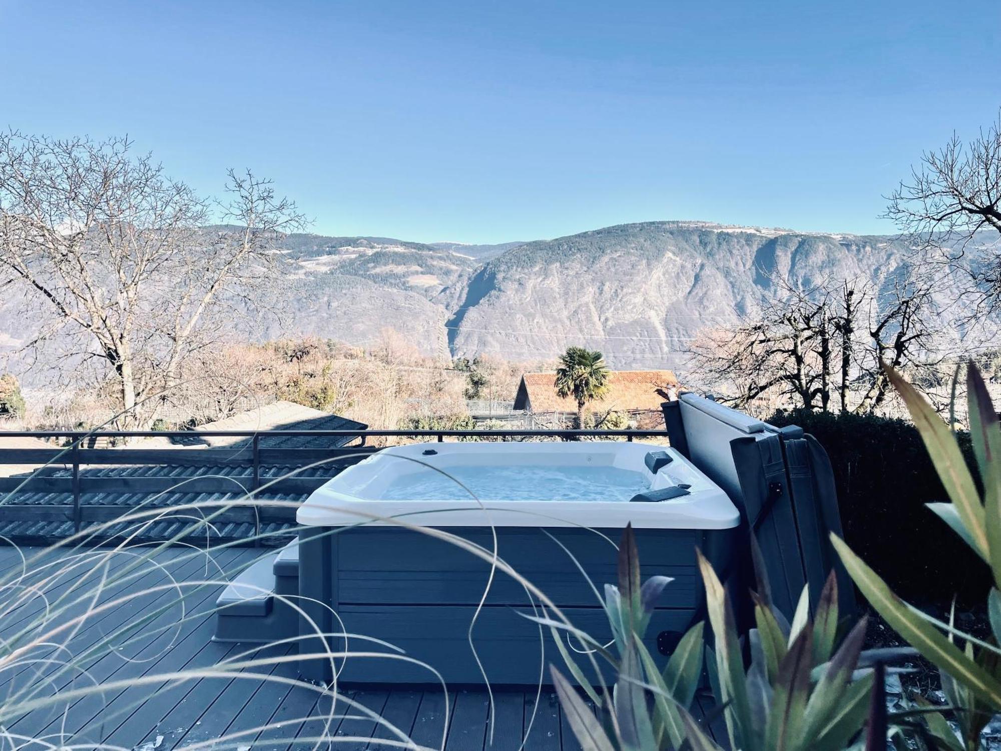 Mountain View Suites Tisens Exterior foto