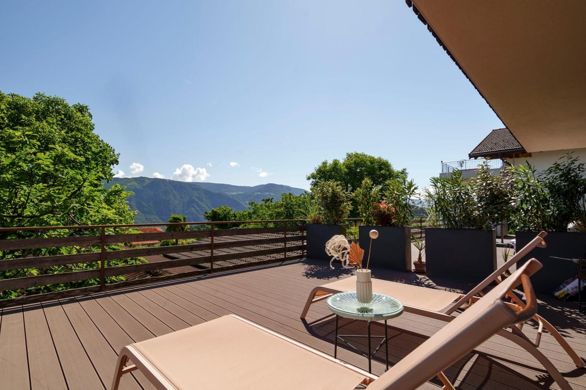 Mountain View Suites Tisens Exterior foto
